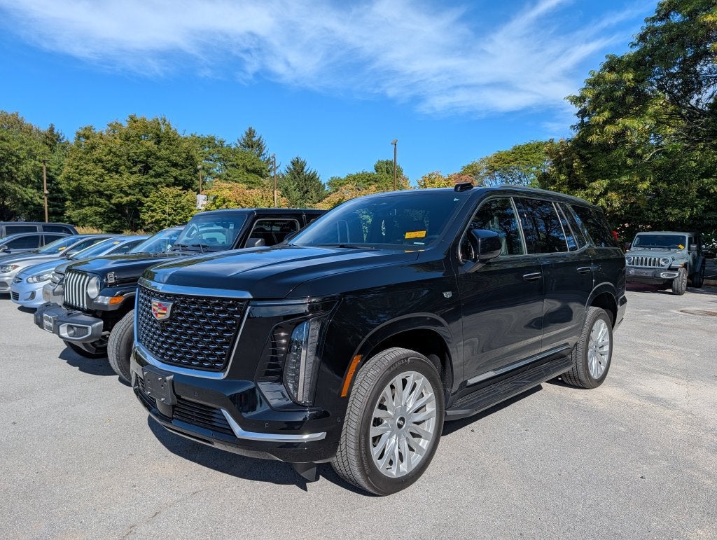 2025 Cadillac Escalade Luxury