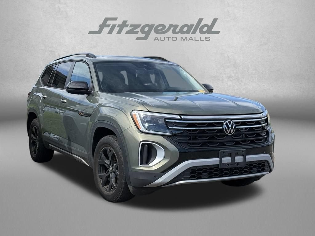 2024 Volkswagen Atlas 2.0T Peak Edition SE w/Technology