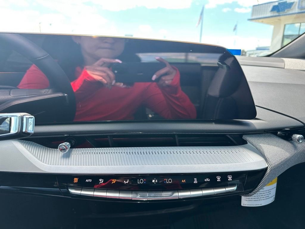 2026 Cadillac OPTIQ Luxury