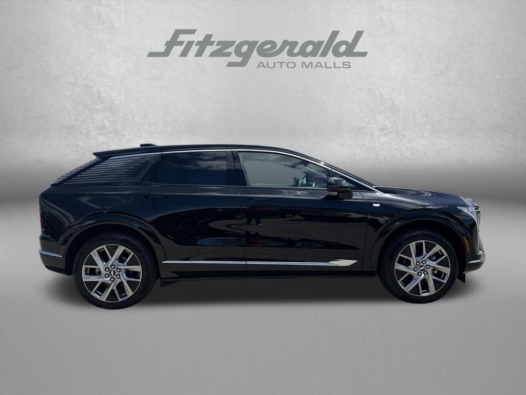 2026 Cadillac OPTIQ Luxury