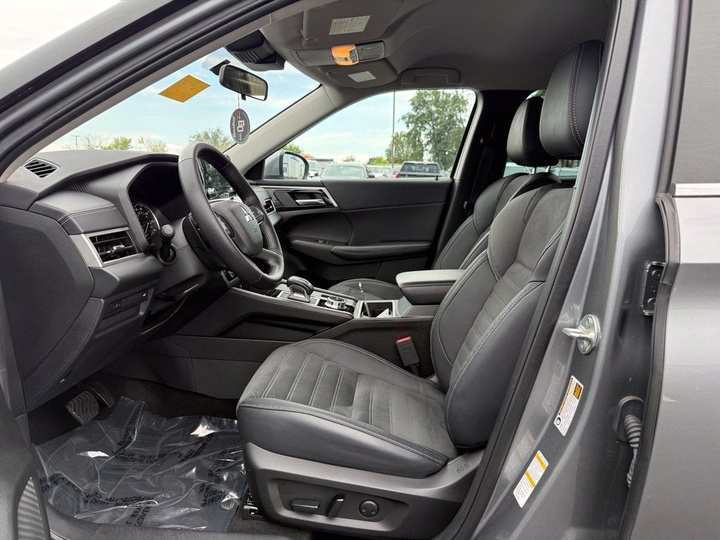 2023 Mitsubishi Outlander SE 2.5 S-AWC