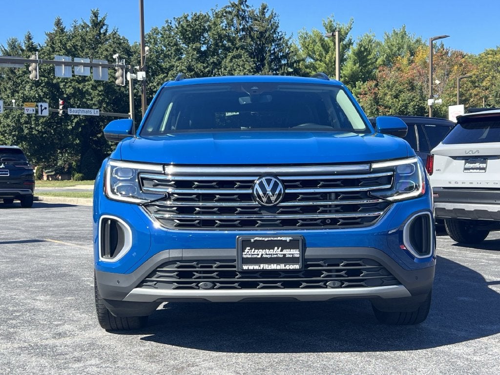 2025 Volkswagen Atlas 2.0T SE w/Technology