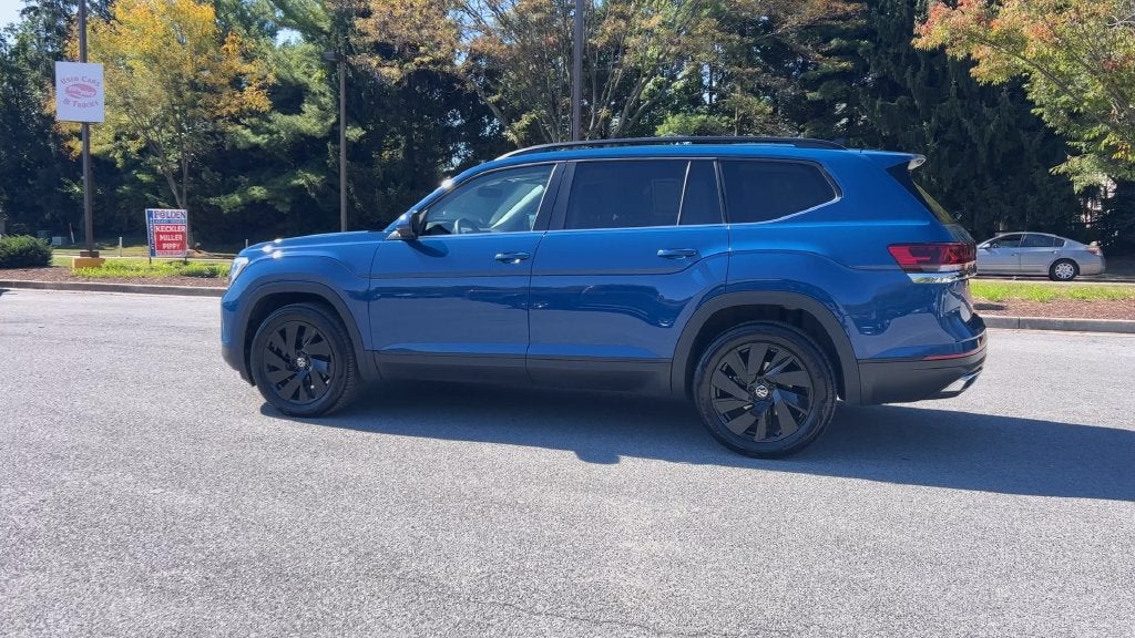 2025 Volkswagen Atlas 2.0T SE w/Technology