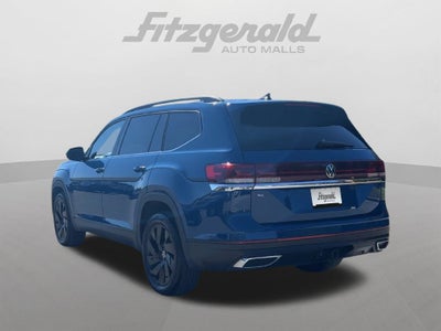 2025 Volkswagen Atlas 2.0T SE w/Technology