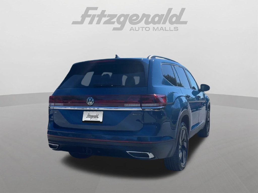 2025 Volkswagen Atlas 2.0T SE w/Technology
