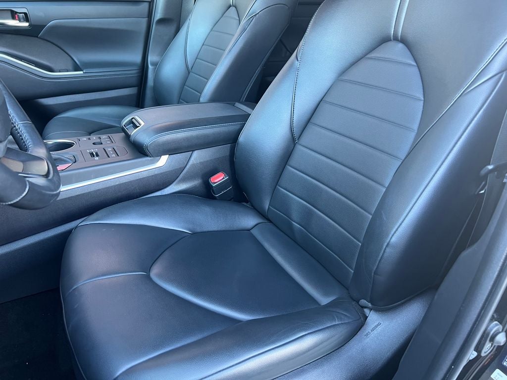 2023 TOYOTA TRU HIGHLANDER Base