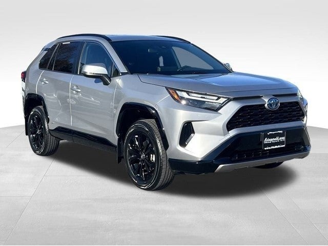 2024 Toyota RAV4 Hybrid SE