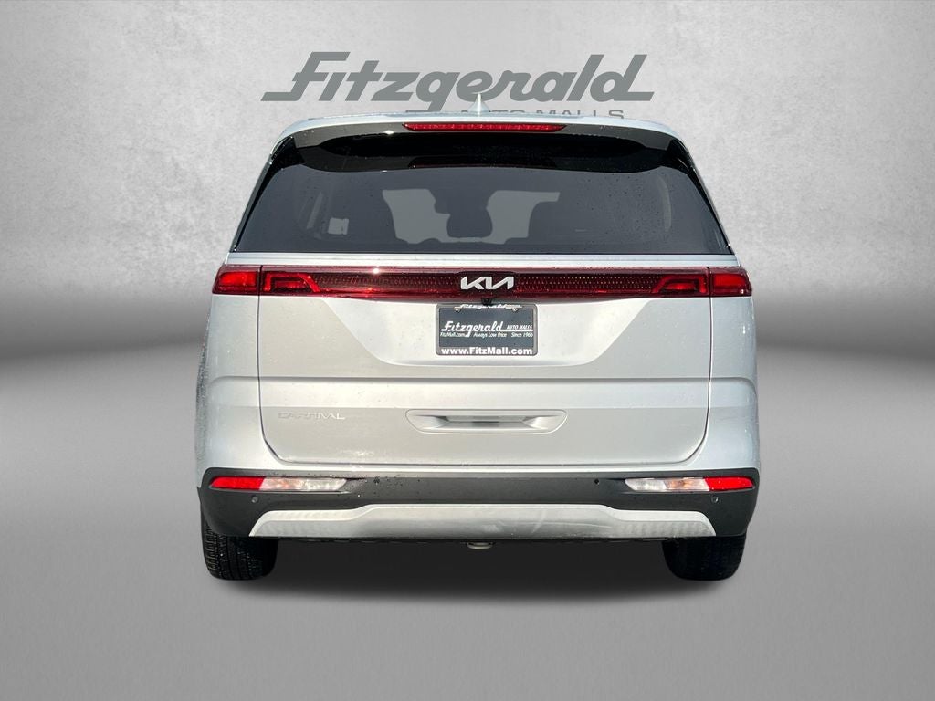 2023 Kia Carnival LX Seat Package