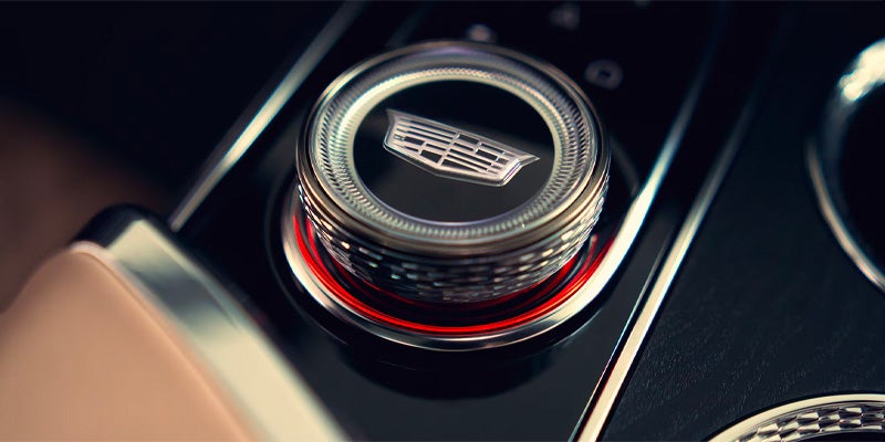 2025 Cadillac Lyriq switching selector