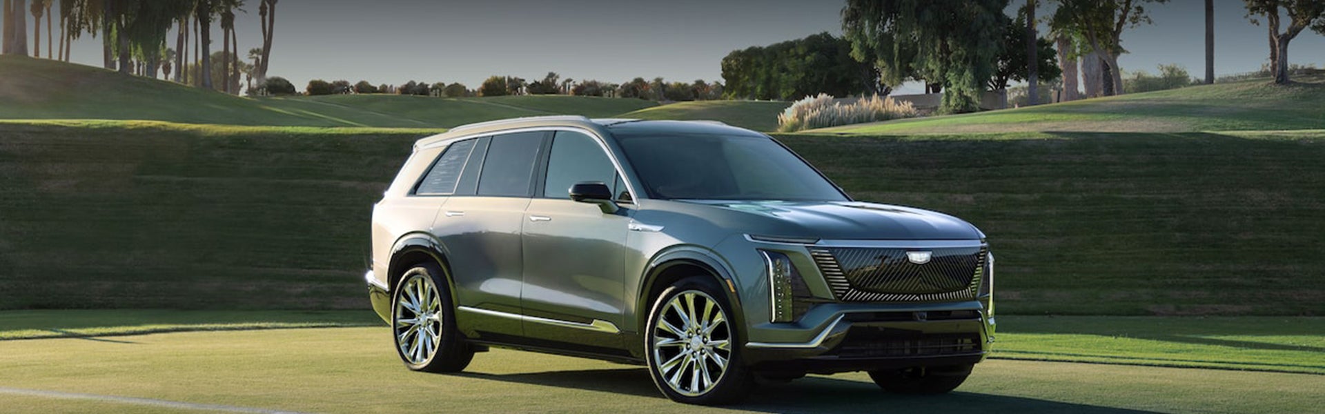 2026 Cadillac Vistiq Hero Img